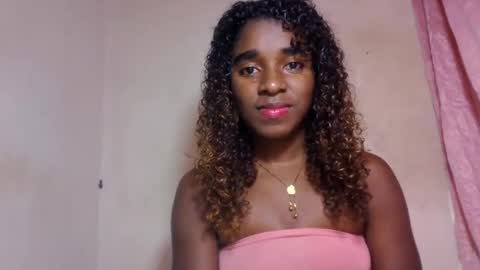 Snapshot of elina981 chatting on 05-28-26, 09:06 elina981 online show from 05-28-26, 09:06