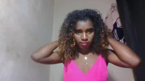 Snapshot of elina981 chatting on 06-01-26, 11:12 elina981 online show from 06-01-26, 11:12