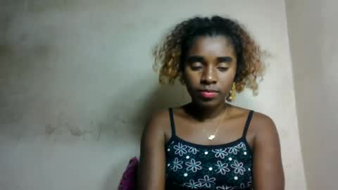 Snapshot of elina981 chatting on 06-17-26, 03:13 elina981 online show from 06-17-26, 03:13