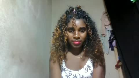 Snapshot of elina981 chatting on 07-02-26, 10:43 elina981 online show from 07-02-26, 10:43