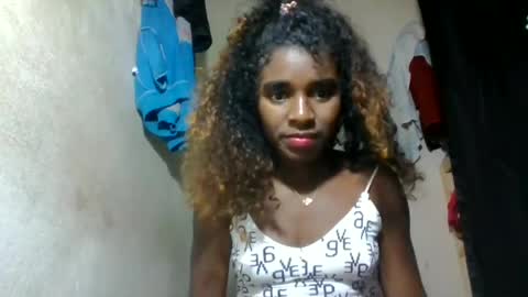Snapshot of elina981 chatting on 07-09-26, 09:13 elina981 online show from 07-09-26, 09:13