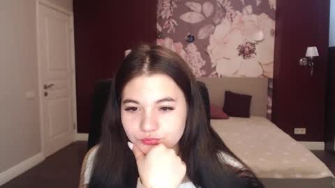 ElinaMils online show from 03-11-25, 07:15