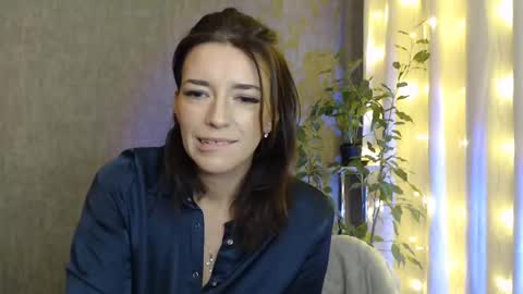 Elina online show from 12-29-24, 11:50