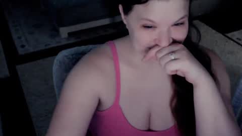 Snapshot of elinareign chatting on 10-06-25, 04:32 ElinaReign online show from 10-06-25, 04:32