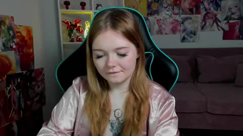 Snapshot of elinavale chatting on 05-31-26, 06:09 elinavale online show from 05-31-26, 06:09