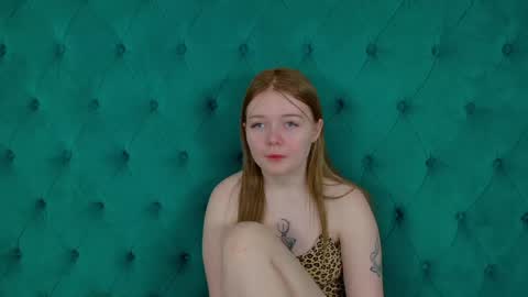 Snapshot of elinavale chatting on 06-05-26, 06:35 elinavale online show from 06-05-26, 06:35