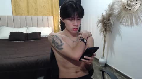 Snapshot of elio_collem chatting on 11-16-25, 08:20 ELIO online show from 11-16-25, 08:20