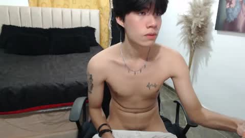 Snapshot of elio_collem chatting on 05-09-26, 02:06 ELIO online show from 05-09-26, 02:06