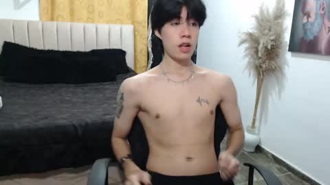 Snapshot of elio_collem chatting on 05-11-26, 02:39 ELIO online show from 05-11-26, 02:39