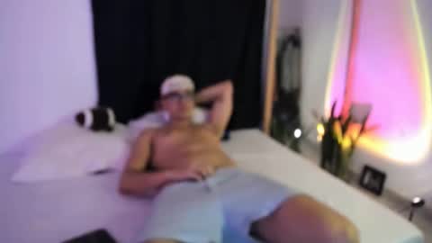 Snapshot of elio_dicaprio chatting on 12-03-25, 02:19 elio_dicaprio online show from 12-03-25, 02:19