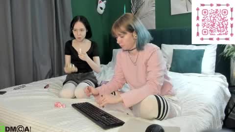 Snapshot of elira_vane chatting on 05-21-26, 03:24 Elira Vane online show from 05-21-26, 03:24