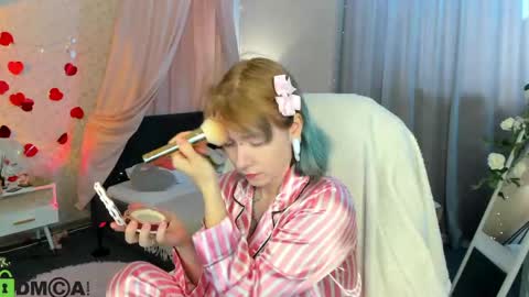 Snapshot of elira_vane chatting on 06-03-26, 02:47 Elira Vane online show from 06-03-26, 02:47