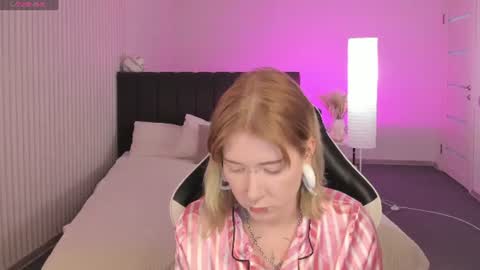 Elira Vane online show from 06-30-26, 02:56