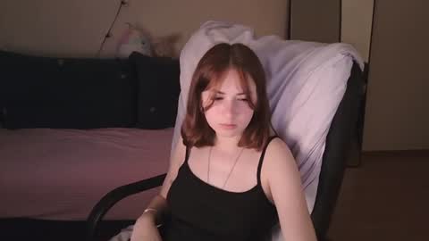Snapshot of elis_bb chatting on 06-11-26, 12:32 Elis bb online show from 06-11-26, 12:32