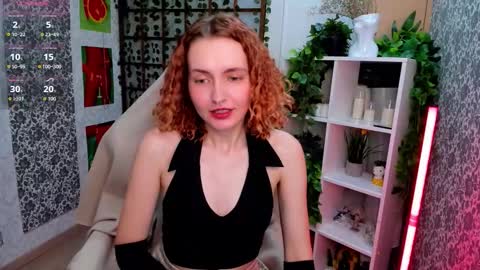 Elis  online show from 12-16-25, 02:38