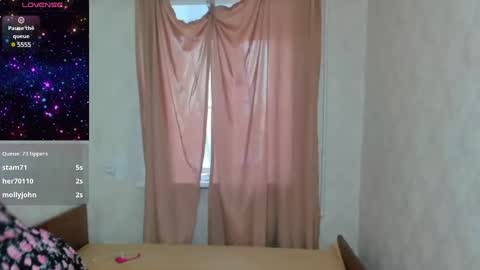 Elis online show from 01-27-25, 08:51