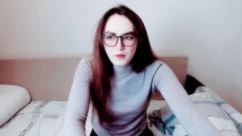 Snapshot of elisa_2001 chatting on 02-14-26, 09:39 Liza online show from 02-14-26, 09:39