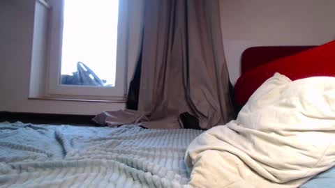 Snapshot of elisa_bright chatting on 01-12-25, 12:44 Tati online show from 01-12-25, 12:44
