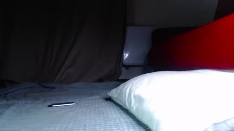 Snapshot of elisa_bright chatting on 03-07-25, 06:00 Tati online show from 03-07-25, 06:00