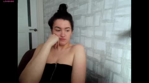 elisa_cherryblack online show from 04-28-26, 06:51