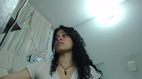 Elisa Diaz online show from 12-26-24, 04:10