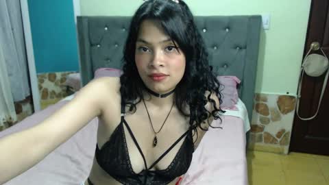 Elisa Diaz online show from 01-30-25, 04:37
