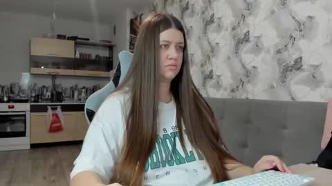 Aletta Oushen online show from 12-02-25, 12:54