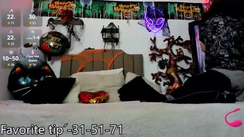 Elizabeth  online show from 10-16-25, 10:05