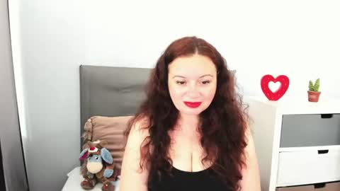 Snapshot of elisabethxsweet chatting on 07-13-26, 02:31 ElisabethXSweet online show from 07-13-26, 02:31
