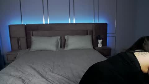 Elison online show from 12-03-24, 07:21