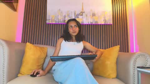 Elisa Sue online show from 05-20-26, 03:02