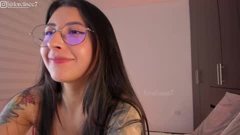 Snapshot of elise_77 chatting on 02-18-25, 05:09 Eli online show from 02-18-25, 05:09