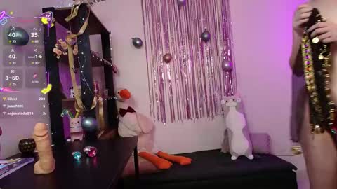 Snapshot of elise_nyx chatting on 02-20-26, 05:13 elise_nyx online show from 02-20-26, 05:13