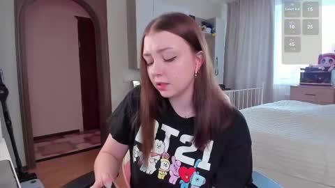 Snapshot of elisejays chatting on 03-03-25, 10:17 Elise online show from 03-03-25, 10:17