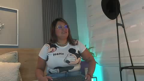 Elise Play Boobs online show from 05-11-26, 05:10