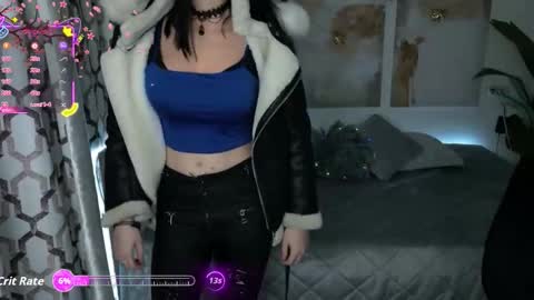 Snapshot of eliseroyalty chatting on 12-16-25, 02:11 EliseRoyalty online show from 12-16-25, 02:11