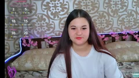 Snapshot of elisesmuse chatting on 07-06-26, 11:40 elisesmuse online show from 07-06-26, 11:40