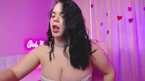 Snapshot of elissstoun chatting on 02-14-25, 12:25 ElissStoun online show from 02-14-25, 12:25