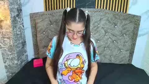 elisvega online show from 02-13-26, 03:46