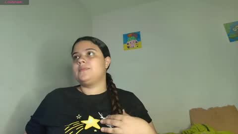 Snapshot of elivanegas chatting on 05-01-26, 02:05 Eli Vanegas online show from 05-01-26, 02:05