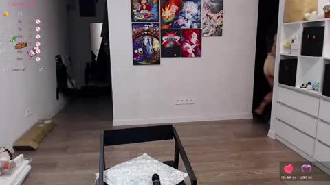 Snapshot of eliza_benet_ chatting on 12-03-24, 01:21 Ari online show from 12-03-24, 01:21