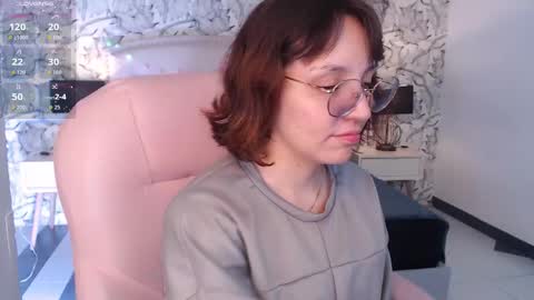 Eliza online show from 11-14-25, 07:12