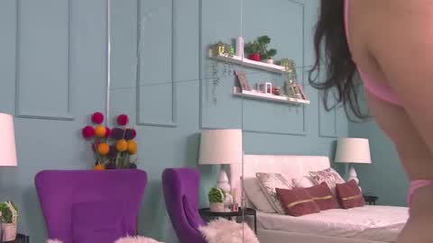 Eliza online show from 02-05-25, 11:02