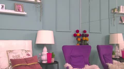 Eliza online show from 03-08-25, 01:36