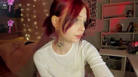 Snapshot of eliza_sadcat chatting on 01-24-25, 07:28 Elizabeth online show from 01-24-25, 07:28