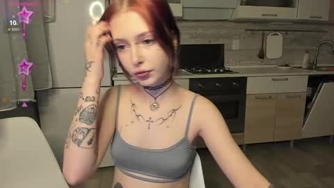 Snapshot of eliza_sadcat chatting on 02-13-25, 03:14 Elizabeth online show from 02-13-25, 03:14