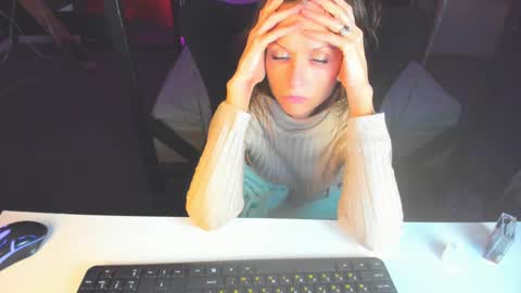 Elizabethangel online show from 03-06-25, 02:40