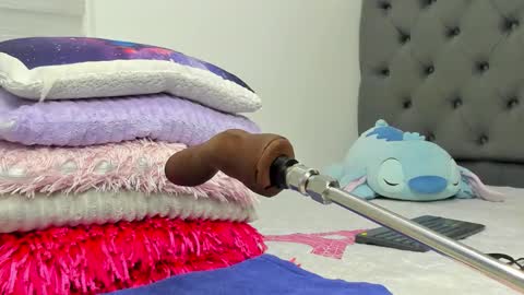 Snapshot of elizabeth_18_ chatting on 02-22-26, 03:07 ELIZA online show from 02-22-26, 03:07