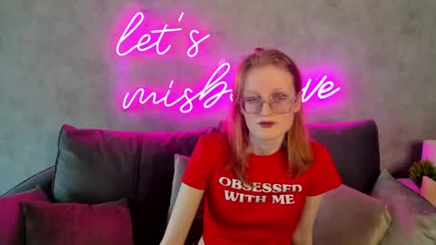 Snapshot of elizabeth_harpper chatting on 02-01-25, 08:08 Elizabeth online show from 02-01-25, 08:08