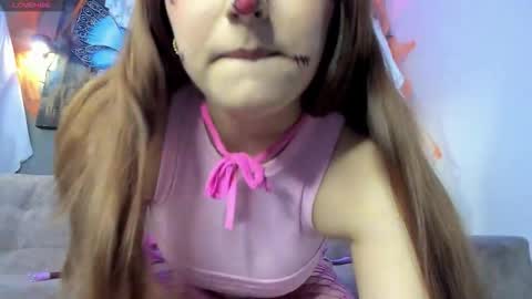 Elizabeth Lamer online show from 10-26-25, 07:36